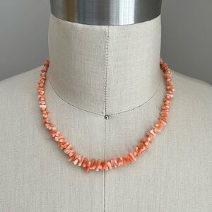 VINTAGE coral pink peach white beaded necklace